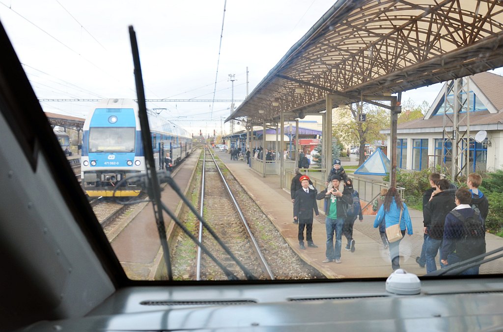 Pohled z čelního vozu jednotky