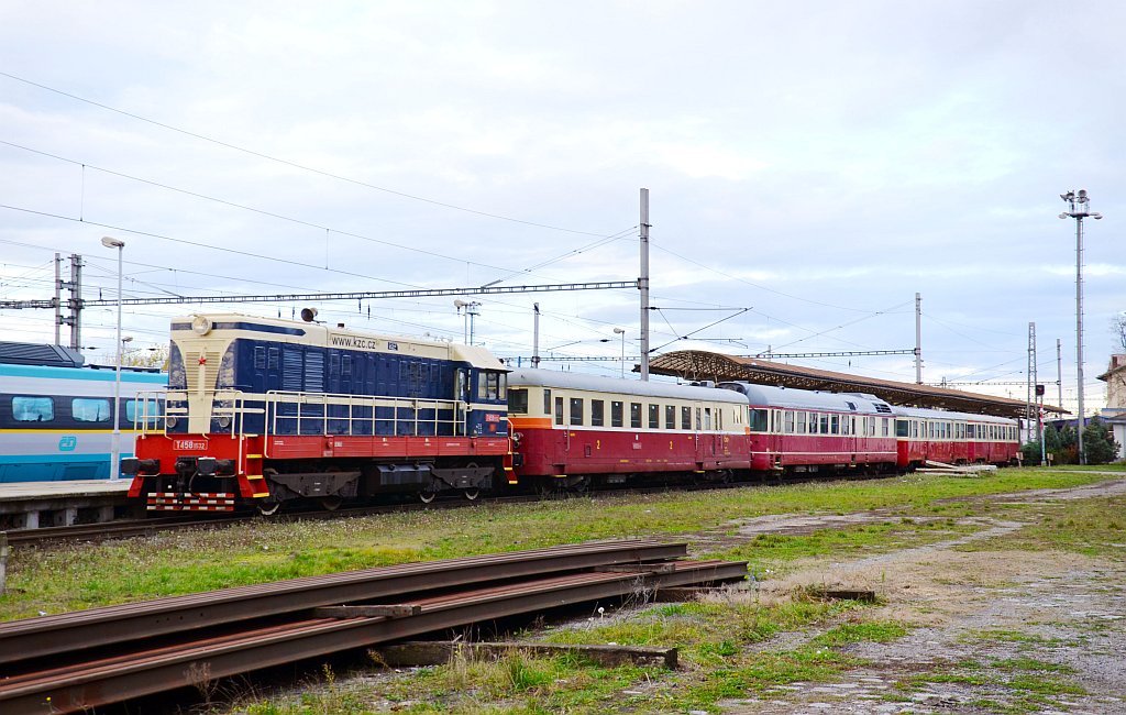 T 458.1532, M 262.1117, M 286.1008, 2x Bix