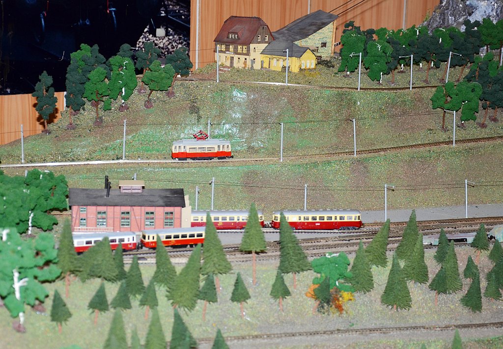 výstava modelového kolejiště v budově žst. Lysá n/L