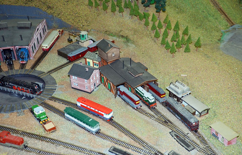 výstava modelového kolejiště v budově žst. Lysá n/L