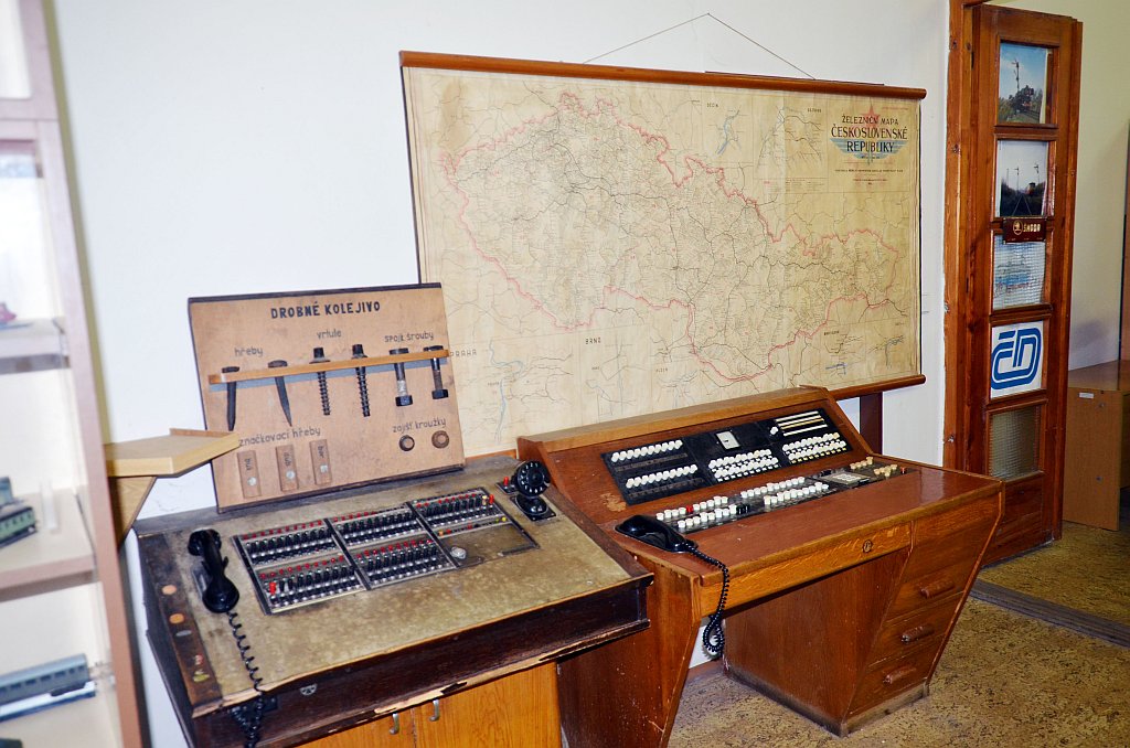 výstava modelového kolejiště v budově žst. Lysá n/L